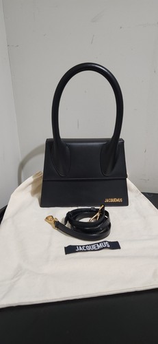 Borsa con manico superiore JACQUEMUS ""Le Grand Chiquito"" in pelle nera con cinturino a tracolla