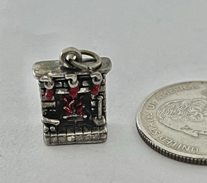 Vintage Christmas Fireplace 3 Red Enamel Stockings Silver Bracelet Charm Pendant - Picture 1 of 6