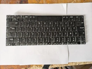 Apple PowerBook G4 15" Titanium DVI Model A1025 A1001 Keyboard Clean - Picture 1 of 2