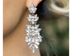 Neu in Verpackung 3-teiliges Set Paparazzi exklusiv Life of The Party Modeschmuck  - Bild 1 von 8