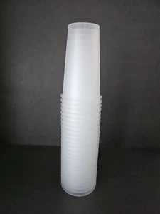 25 Disposable Heavy Duty Tall Plastic 16 oz Cups With Sip Lids Great for Favors - Picture 1 of 6