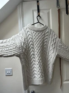 White Oversized Jumper Size S - Picture 1 of 3