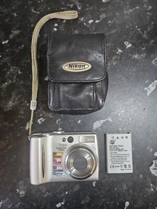 Nikon Digital Camera Coolpix 5200 5.1MP Silver Tested. see description  - Picture 1 of 9
