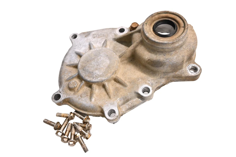 99 Polaris Magnum 500 4x4 Output Gearcase Cover - Image 1 of 3
