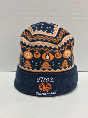 Tito’s 手工制作伏特加圣诞嚎叫丑陋毛衣针织冬季无檐帽 — 第 1/4 张图片