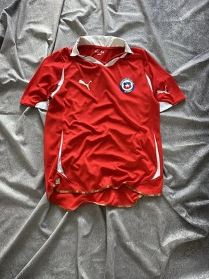CHILE 2011 2012 HOME FOOTBALL SHIRT SOCCER JERSEY PUMA SZ M MEN RED - Image 1 of 4