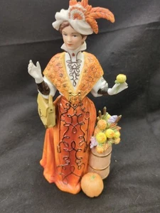 VTG NOS Avon 1991 Mrs Albee President’s Club Award Full Sized Porcelain Figurine - Picture 1 of 6