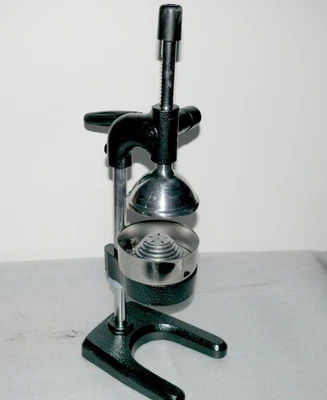 Mobile Gastro Entsafter Zitruspresse Hand Frucht Saft Presse Orangen Granatäpfel - Bild 1 von 4