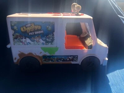 The Ugglys Pet Shop - Dirty Dog Wash Electronic Talking Van - Works Great! - Image 1 of 3