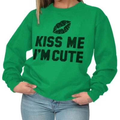 Kiss Me Linda Irlanda Irlandesa Día de San Pattys Mujer Cuello Redondo Sudadera Pullover Foto 1 de 4