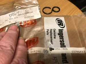 Ingersoll Rand 251-425 and 251-426, Retainer and O-Ring - Picture 1 of 2