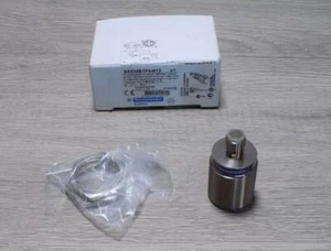 Telemechanique XS530B1PAM12 Proximity Switch Sensor Assy - Picture 1 of 4