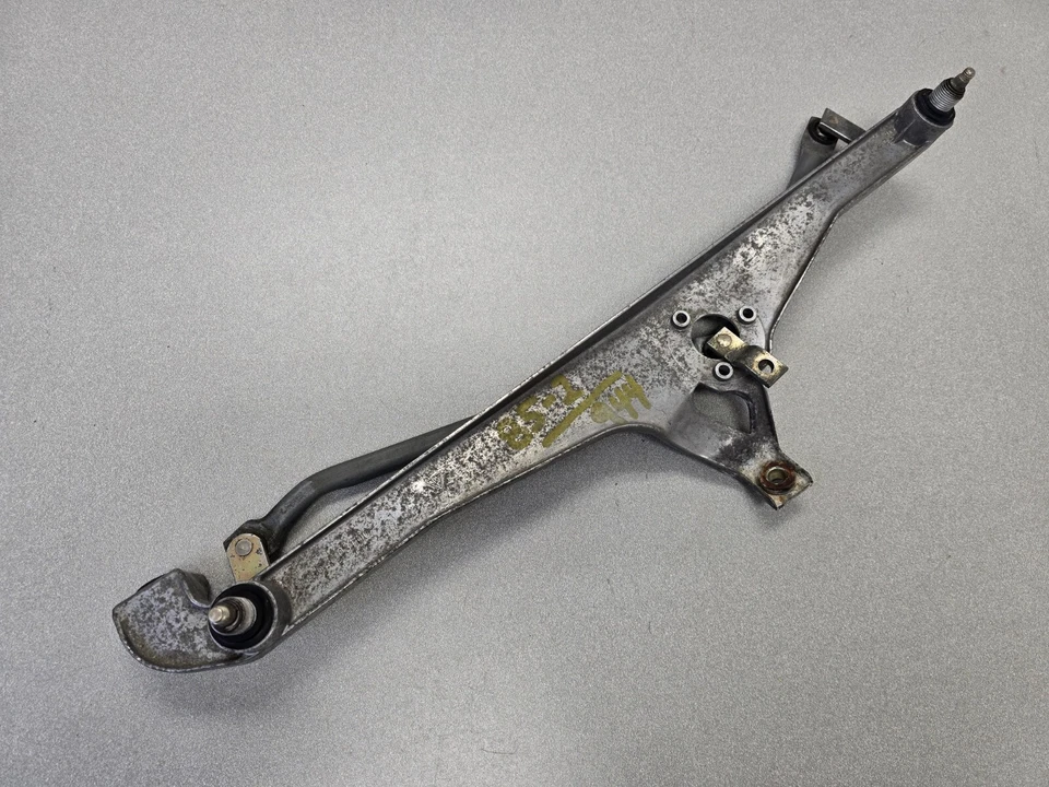 NICE USED WORKING ORIGINAL PORSCHE 944 WINDSHIELD WIPER TRANSMISSION #4 - Изображение 1 из 4