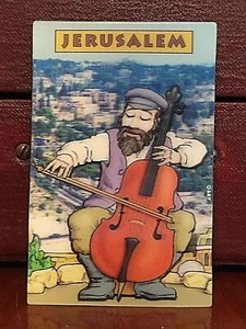 ISRAEL MAGNET LENTICULAR 3D JEWISH CELLO  PLAYER MUSICIAN KLEZMER JERUSALEM JEW - Picture 1 of 2