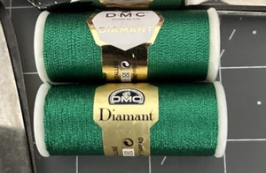 DMC DIAMANT METALLIC EMBROIDERY THREAD NO D699  GREEN 35 M SPOOL 72% VISCOSE - Picture 1 of 4