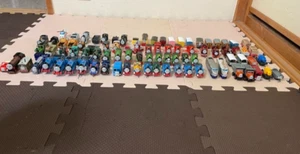 Gran Lote TOMY Cápsula Plarail Thomas & Friends Tren Set de Japón Usado RARO JP - Imagen 1 de 4