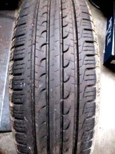 2 Sommerreifen Goodyear EfficientGrip SUV 4x4 215/70 R16 100H  215/70/16 6,5mm - Bild 1 von 2