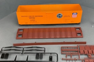 O Intermountain Pacific Fruit Express R-40-10 Reefer SP/UP #42228 Kit NIB! O2356 - Picture 1 of 7