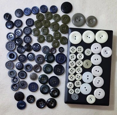 100 Vintage Button Collection  Mixed Styles Materials Craft Sewing Lot Rare Find - Image 1 of 4