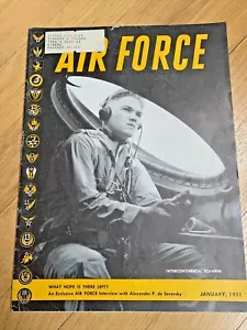 Januar 1951 LUFTWAFFE, The Magazine of American Airpower - BOB HOPE TOURS AGAIN - Bild 1 von 12