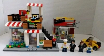 Lego City Bakery & Beauty Salon with Minifigures and Accessories Lot - Image 1 of 4