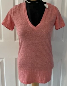 J. T-shirt Crew Slub rosa moderna vintage cotone scollo a V taglia XS nuova con etichetta - Foto 1 di 7