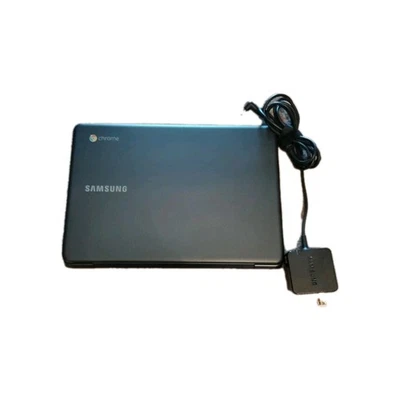 Portátil Samsung ChromeBook XE500C13 con cargador - Negro PROBADO Bueno  Foto 1 de 4