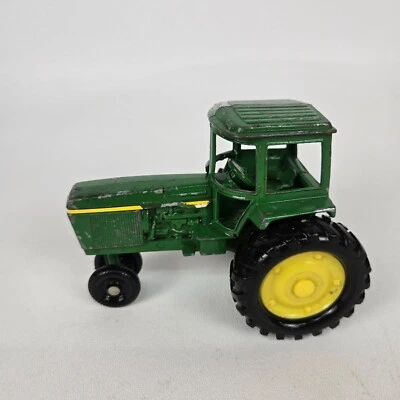 Ertl John Deere Tractor 1/32 Scale Collectible Toy Model Green & Yellow - Image 1 of 4