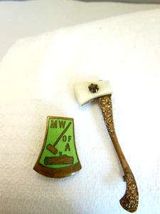 2 VINTAGE MODERN WOODSMAN OF AMERICA MWA AXE & AXE HEAD LAPEL PINS - Picture 1 of 3