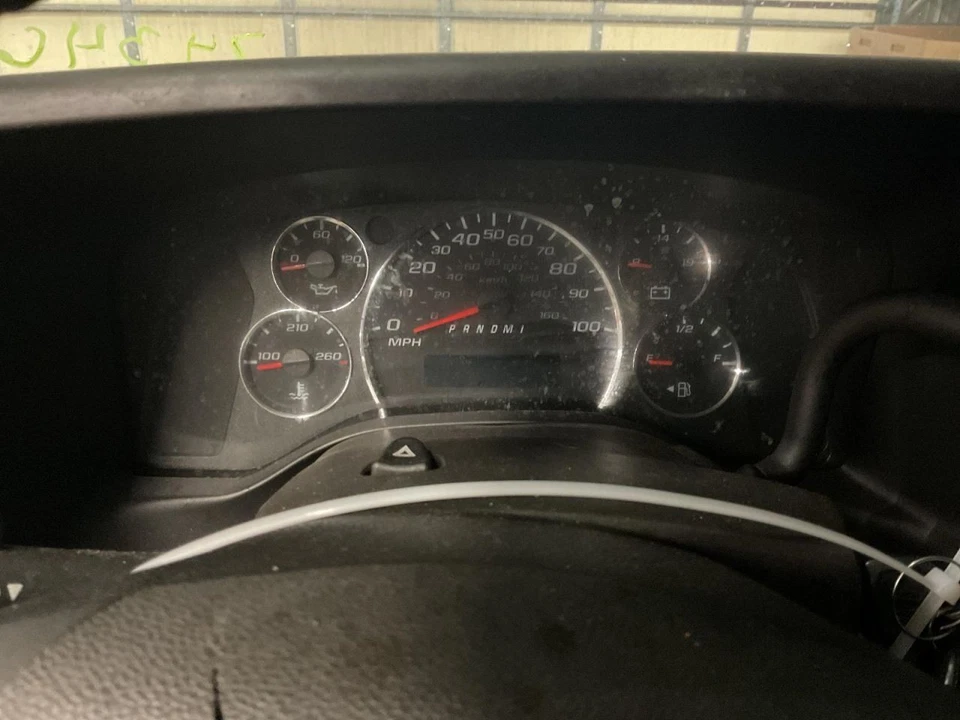 Speedometer MPH ID 84688155 Fits 21 EXPRESS 2500 VAN 1811352 - Image 1 of 1