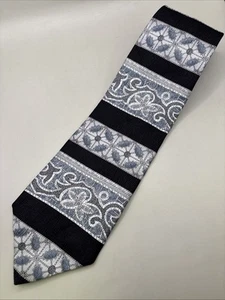 Cocktail Collection Tie - Picture 1 of 3