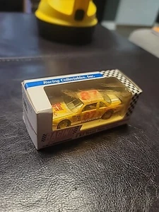 RACING COLLECTABLES #87 TEXAS PETE LUMINA LIMITED 1:64 REVELL YELLOW DIECAST - Bild 1 von 5