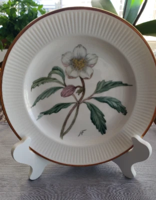 Piatto floreale Royal Copenhagen con bordo oro ottime condizioni.  - Immagine 1 di 3