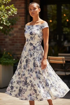 Vintage Style Dress - Image 1 of 4