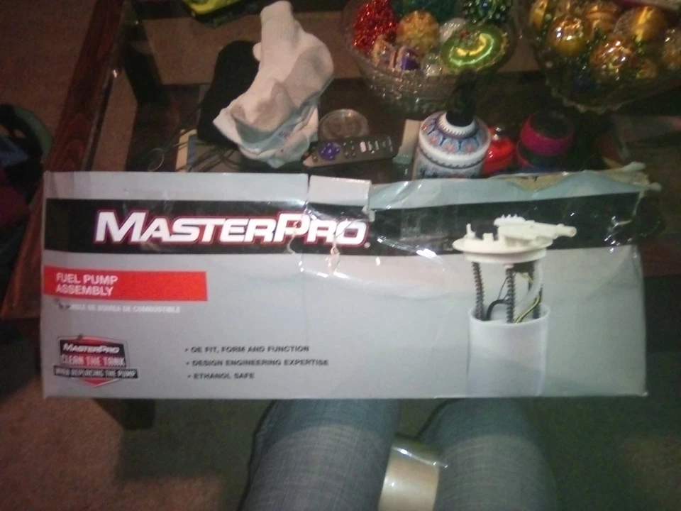 Conjunto de módulo de bomba de combustible Chevrolet Silverado 1500 2000 a 2006 Foto 1 de 1