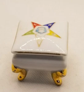 Caja de baratijas con patas cuadradas Order of the Eastern Star con tapa - Imagen 1 de 3