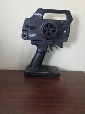 Aquacraft Models Boat Remote Control Replacement  FCC ID: IYFT2G-27F - Image 1 of 4