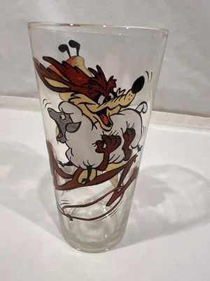 PEPSI Collector Series RALPH COYOTE SAM SHEEPDOG 1976 Warner Bros glass Vintage - Image 1 of 4
