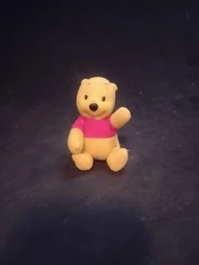 McDonald's Winnie Puuh POSEABLE WINNIE THE POOH BEAR 3 Zoll Plüschtier STOFFTIER - Bild 1 von 2