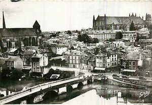 86* POITIERS pont CPSM (10x15cm) MA66-0679 - Photo 1/1