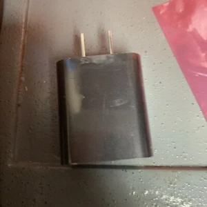 NEW Motorola Moto G AC SA18C62985 Adapter 5V 0.6A Xt2043-4 Black BRICK "GRADE A" - Picture 1 of 2