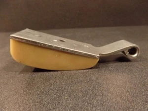 1990 90 HARLEY DAVIDSON 883 PRIMARY CHAIN SLIDE GUIDE  - Picture 1 of 7