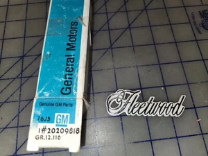 Cadillac Fleetwood Emblem 20209818 NOS - Picture 1 of 3