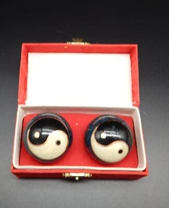 Vintage Chinese Yin-Yang Boading Anti-Stress Balls with Bell Chimes - Picture 1 of 13