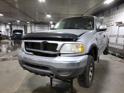 2003 Ford F150 Pickup Front Axle Differential 3.73 Ratio 4X4 - Image 1 of 4