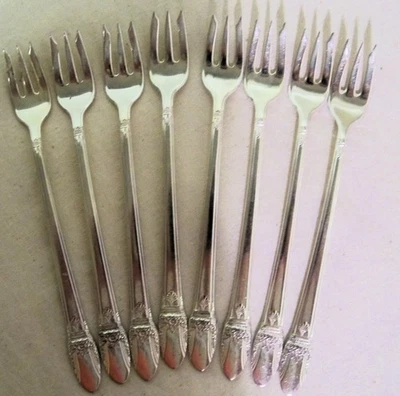 HORQUILLAS ENTREMESES ROGERS BROS PLATEADAS 1847 PEPINILLO 1937 "Primer amor" ES Foto 1 de 3