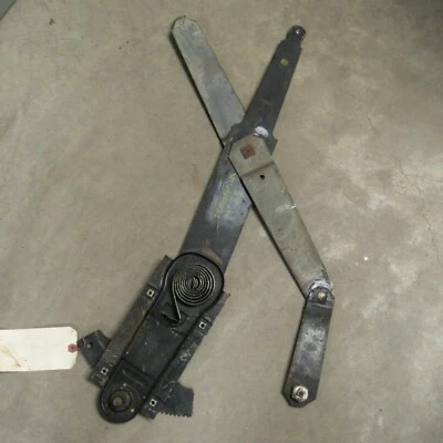 Ford Maverick 1970-1974 2 puertas diestro pasajero lateral manual regulador OEM M781 Foto 1 de 2