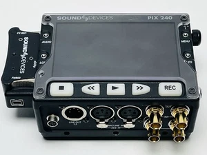 Sound Devices Pix 240 Akkuplatte + (2) 240GB SanDisc SSDs Pelican Case Extras - Bild 1 von 21