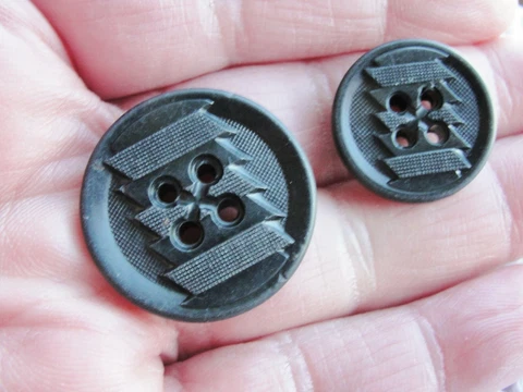 Vintage Button Horn Hoof Mother Daughter design Victorian Black Sew Thru FM320 Cover