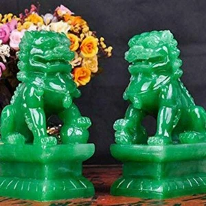 2Pcs FENG SHUI EXQUISITE A PAIR GREEN JADE FOO FU DOG Guardian Door Lion China - Picture 1 of 9